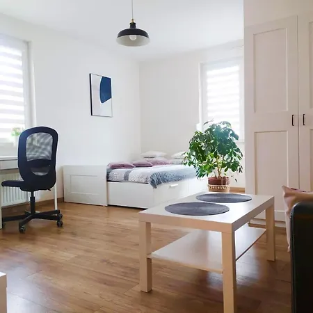 Lagiewniki Apartman *